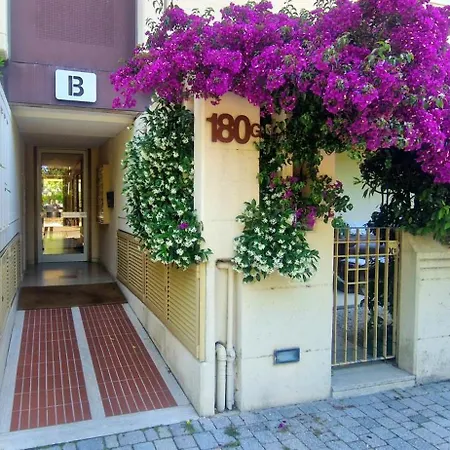 Marco Polo Terrace & Parking By Belcanto Apartman Viareggio